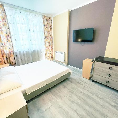 Beautiful Horizon First Line Apartment Batumi Bagian luar foto