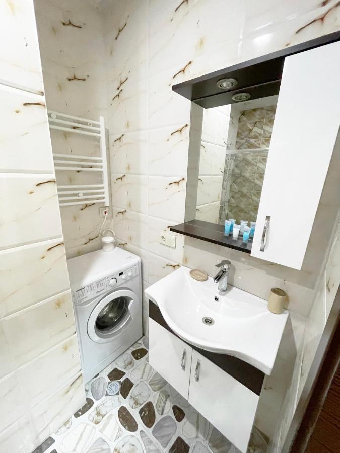Beautiful Horizon First Line Apartment Batumi Bagian luar foto