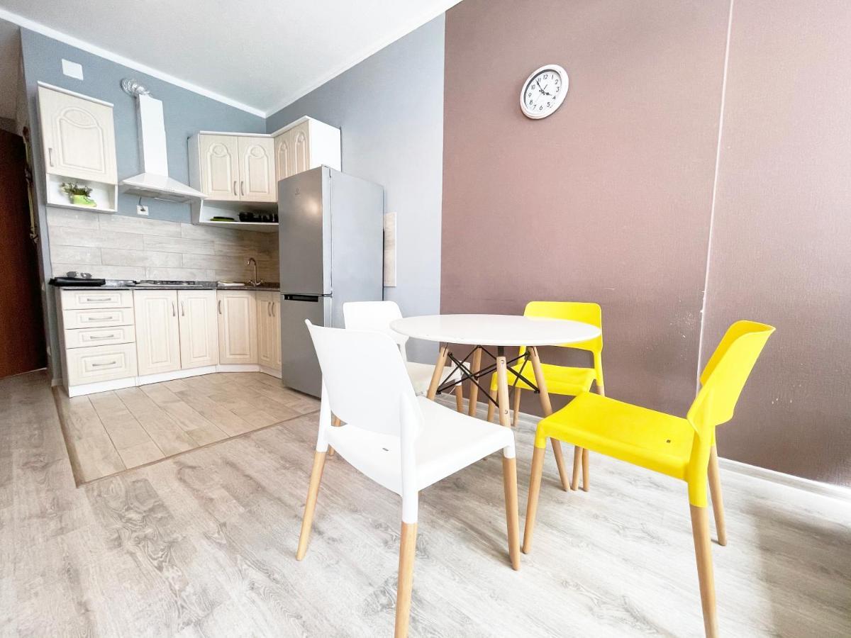 Beautiful Horizon First Line Apartment Batumi Bagian luar foto