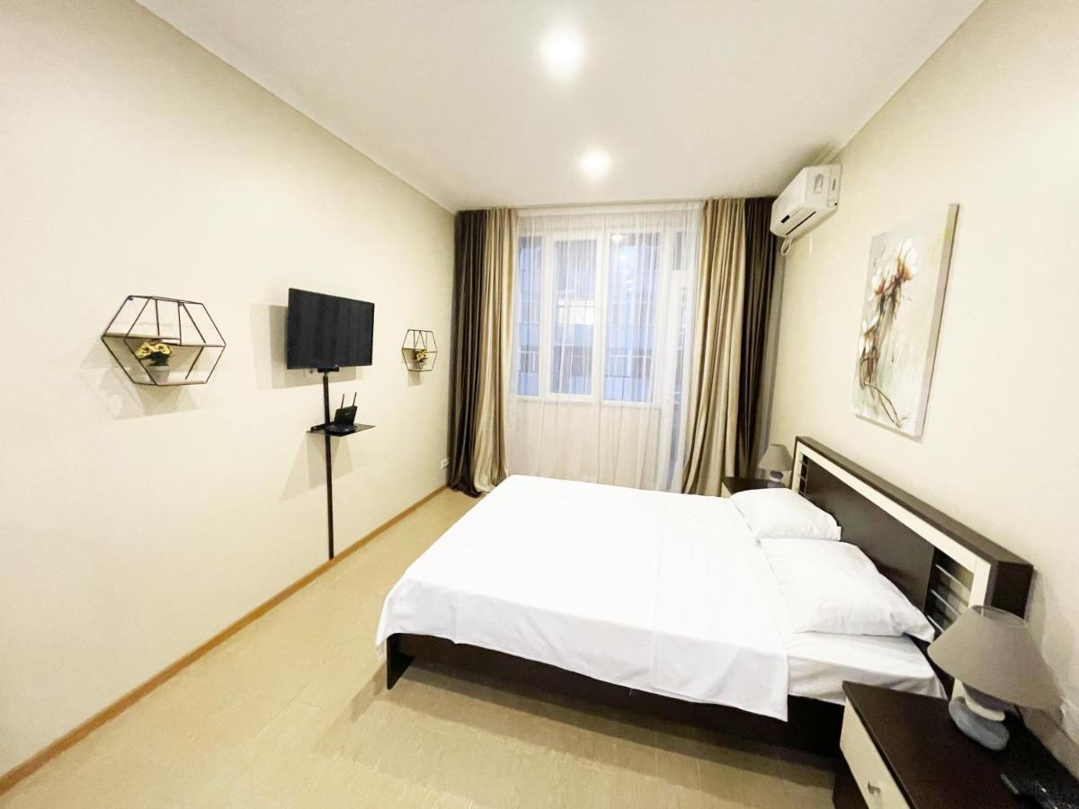 Beautiful Horizon First Line Apartment Batumi Bagian luar foto